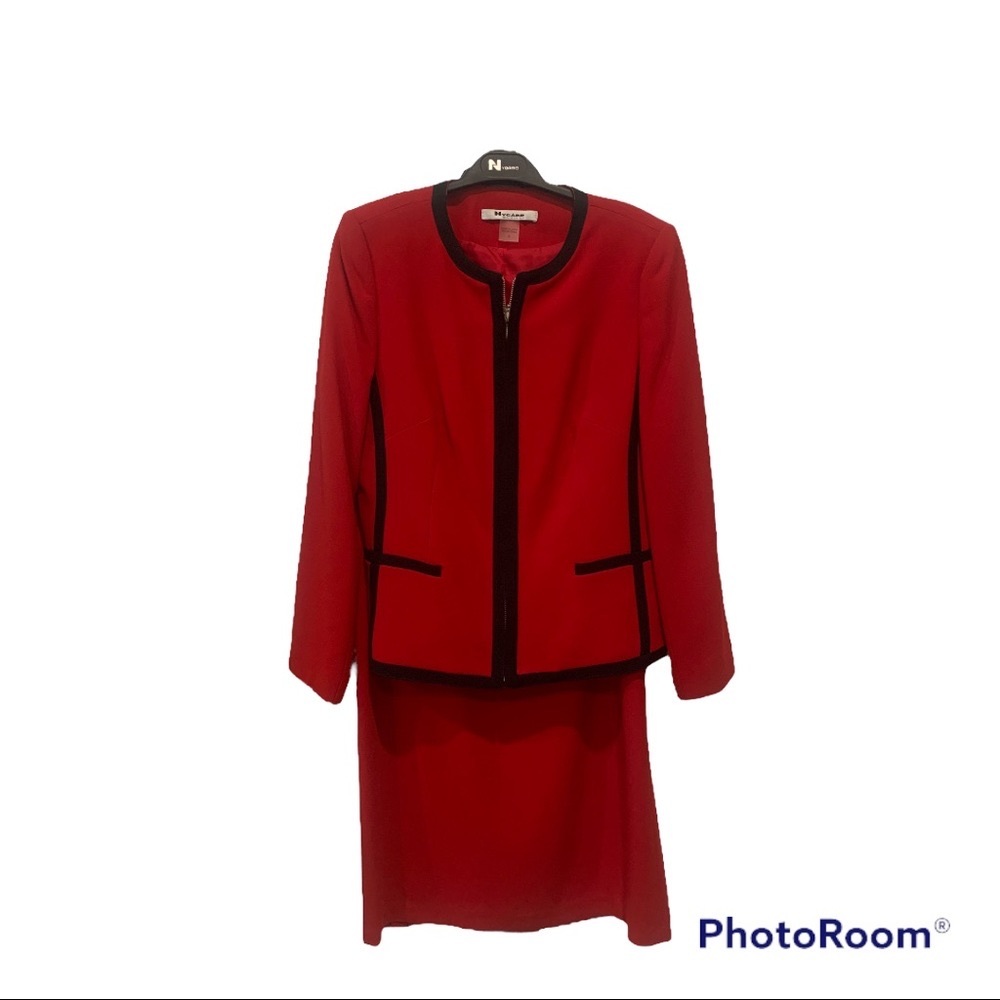 NYGARD collection business suit